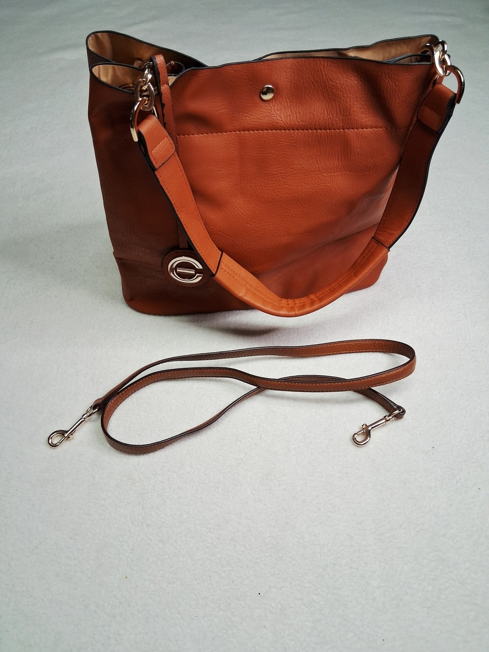 Classic Women's Bucket Tote Bag in Cognac Brown